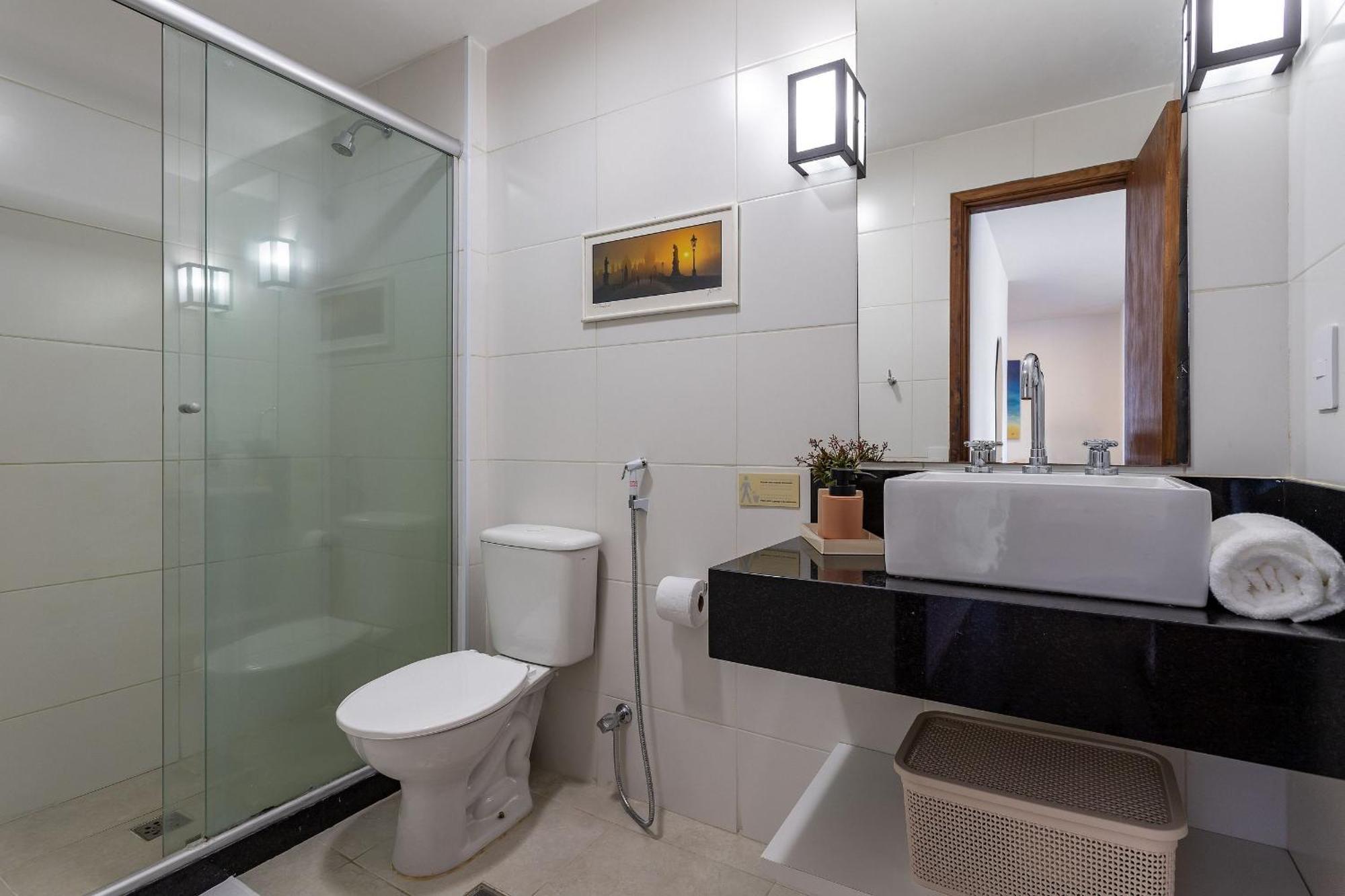 Apartamento Flat Leblon - Vista Mar E Vista Cristo Rendendo - 300m E 150m Metro - Ar Condicionado, Smartv 50